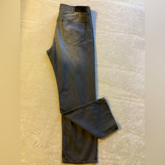Sean John jeans, gray with white wash down the front, size 40 waist. - Picture 2 of 2